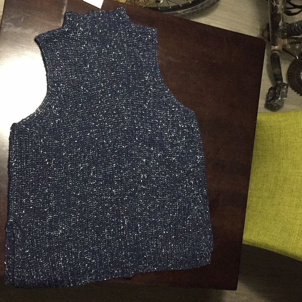 Kensie sleeveless sweater. Brand new with tags.